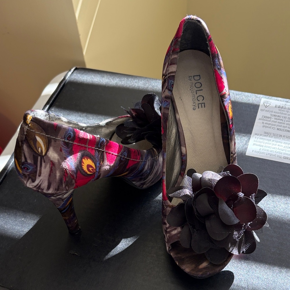 Mojo Moxy Floral Heels - Red and Black
